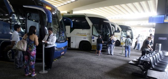 Mais 10 municípios têm transporte suspenso na Bahia; total chega 290