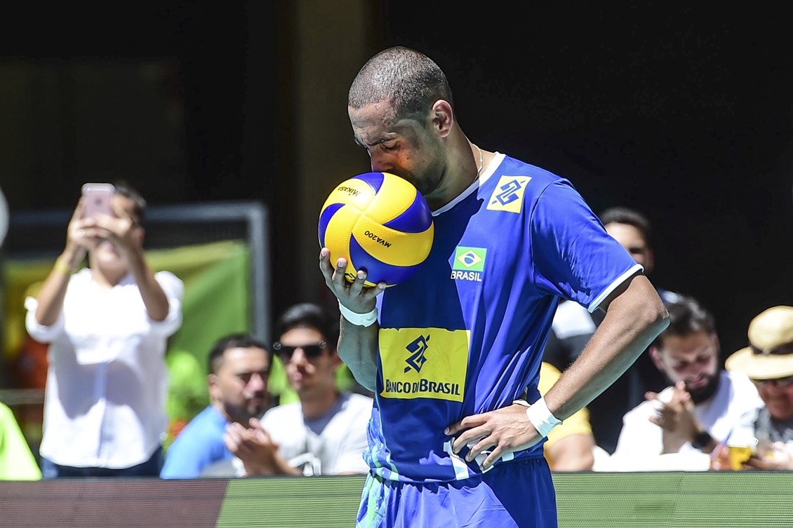 Aos 44 anos, Serginho, maior líbero da história, anuncia aposentadoria