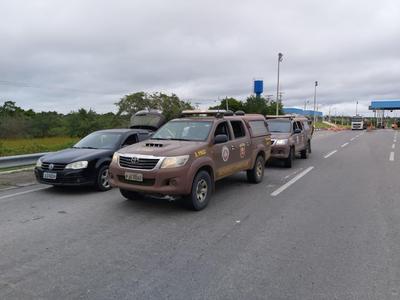 Traficantes são flagrados com mais de R$ 320 mil em cocaína e dinheiro