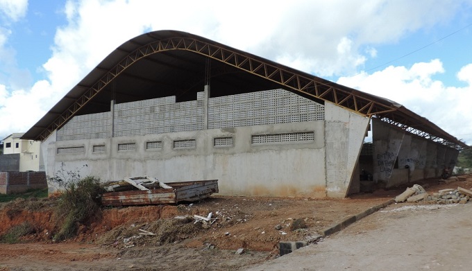 Iguaí: Prefeitura está concluindo obra abandonada pela antiga gestão