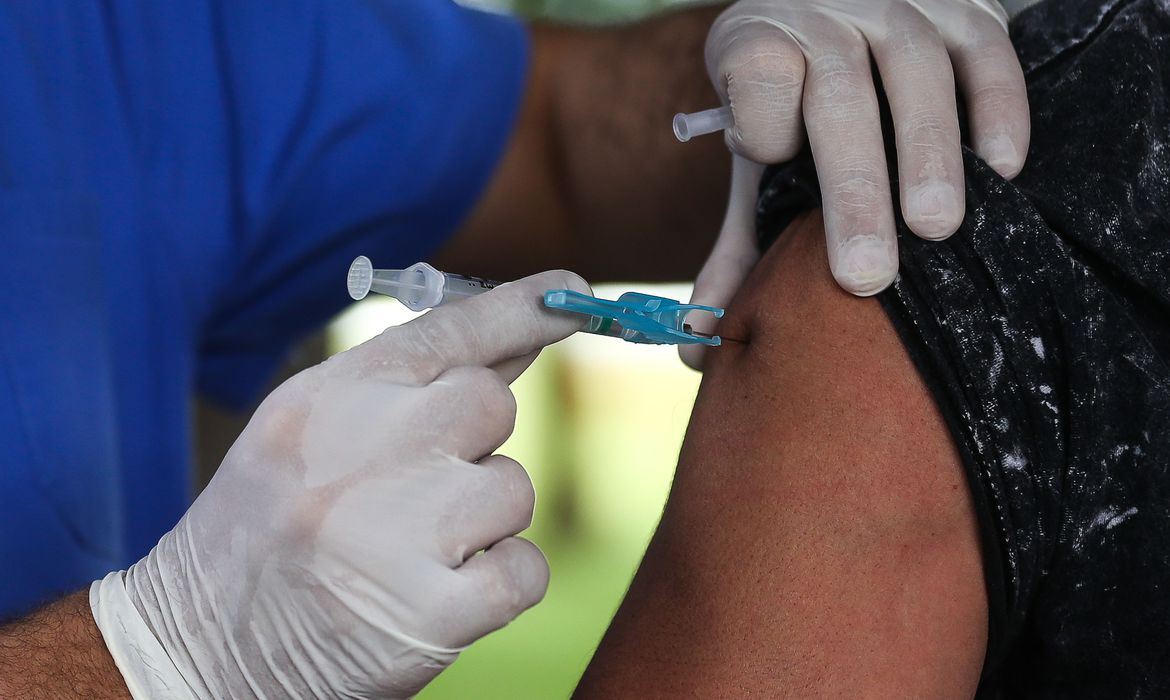 SUS passa a oferecer vacina contra o HPV para vítimas de violência sexual