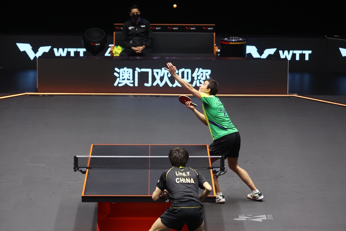 Hugo Calderano enfrenta o terceiro chinês em três dias nas quartas do WTT de Macau