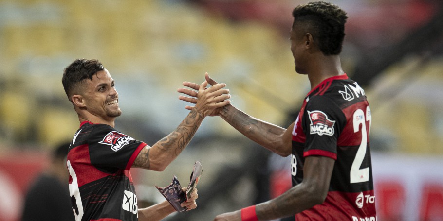 Flamengo vence novamente o Athletico-PR e avança às quartas de final da Copa do Brasil