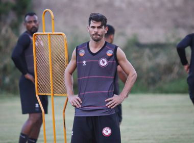 Com dores na coxa direita, Flavio é dúvida do Jacuipense para duelo com Ferroviário