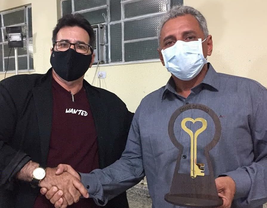 Iguaí: Rony Moitinho ganha Prêmio Chave de Ouro