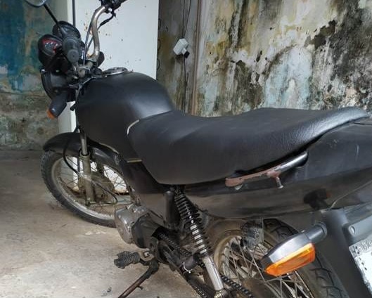 Polícia recupera moto roubada em Nova Canaã