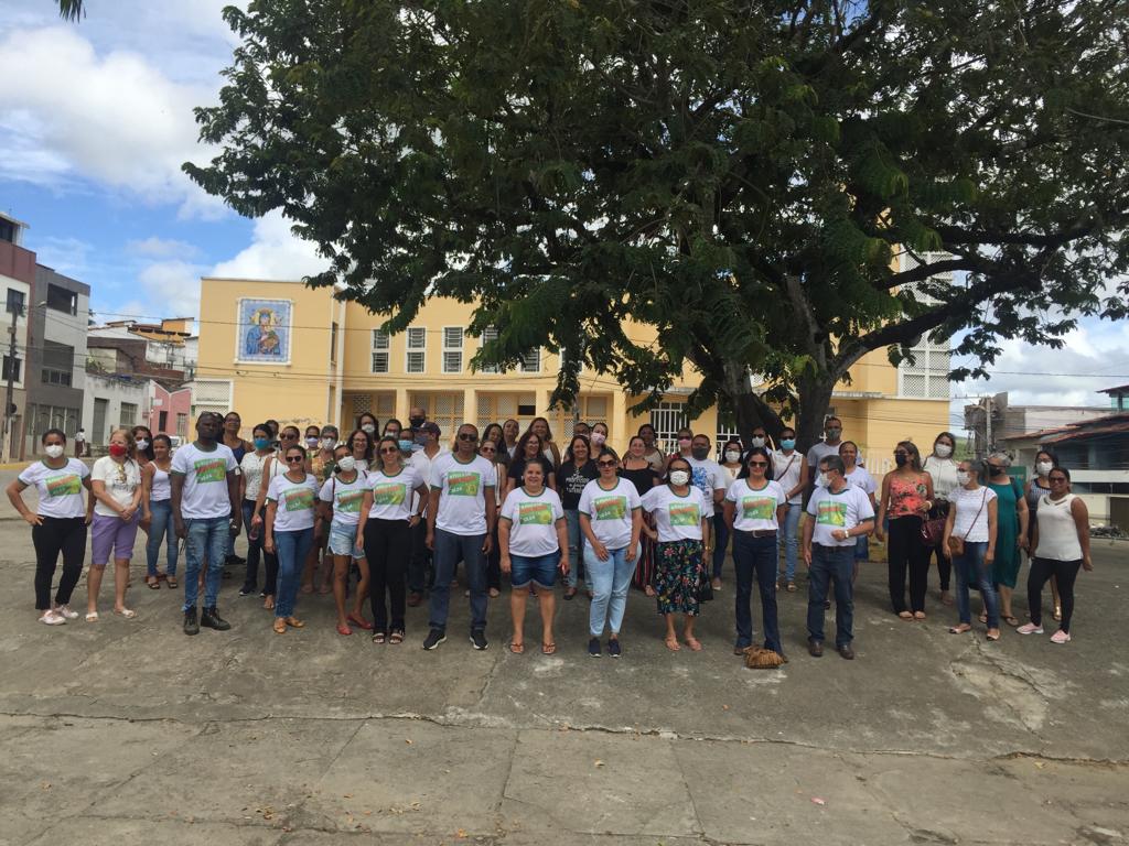 Iguaí: Servidores da Educação realiza manifestação em defesa da valorização da categoria e do cumprimento do piso do magistério