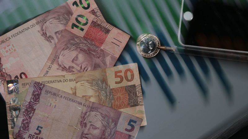 IPCA-15 tem deflação de 0,73% em agosto