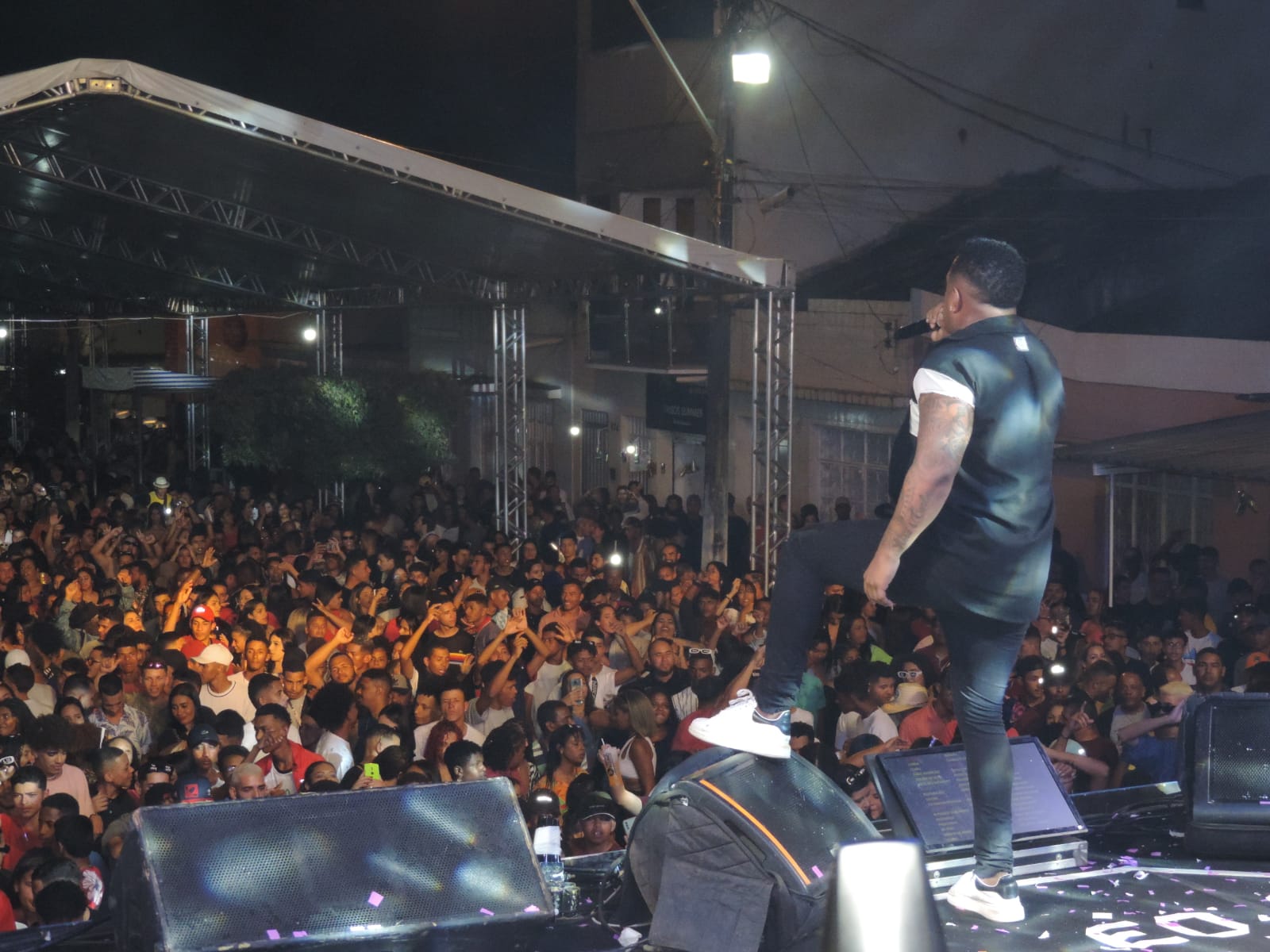 Iguaí: Banda Lá Fúria agita terceira noite da Festa de Setembro