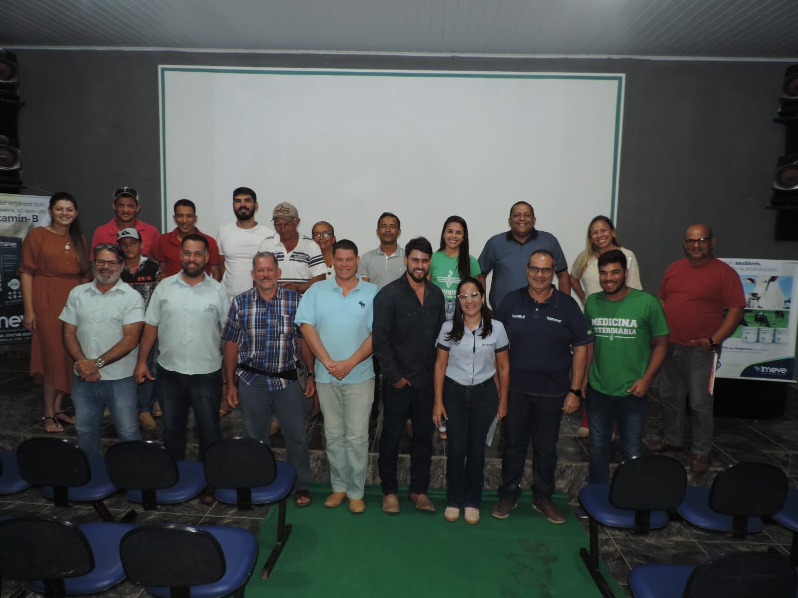 Iguaí: Produtores rurais participam de palestra sobre sanidade animal